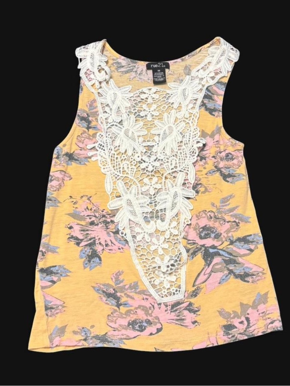Y2K Rue21 yellow floral tank top with white lace detailing Size XS
